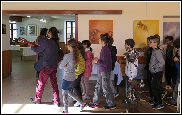 Atelier conte à l'école avec Laurent Azuelos Atelier conte à l'école avec Laurent Azuelos - Le conte, outil d'éducation